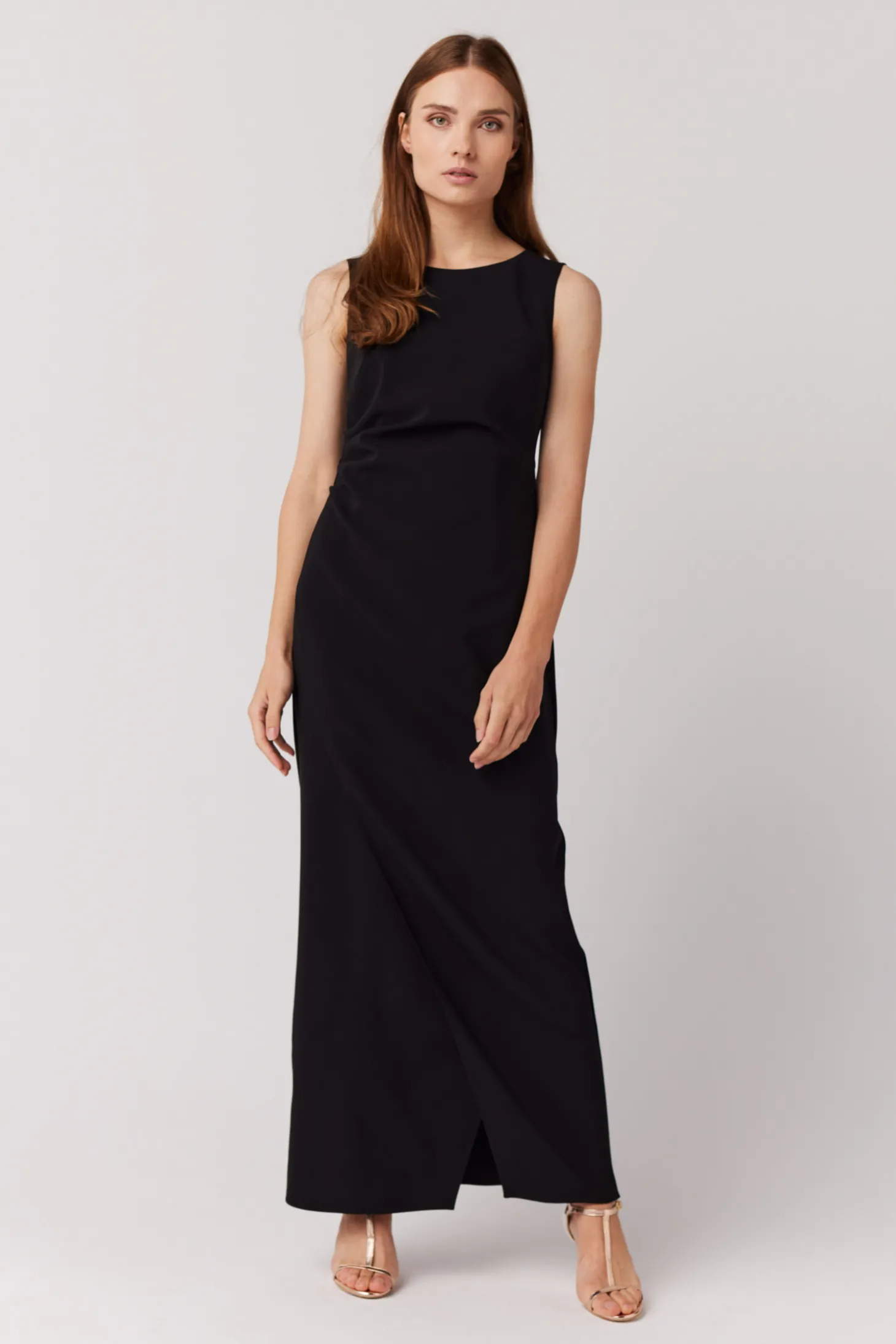 Czarna sukienka maxi